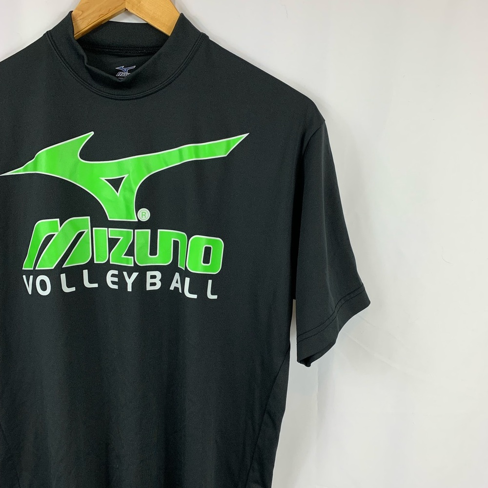 Mizuno team Canada volleyball shirt